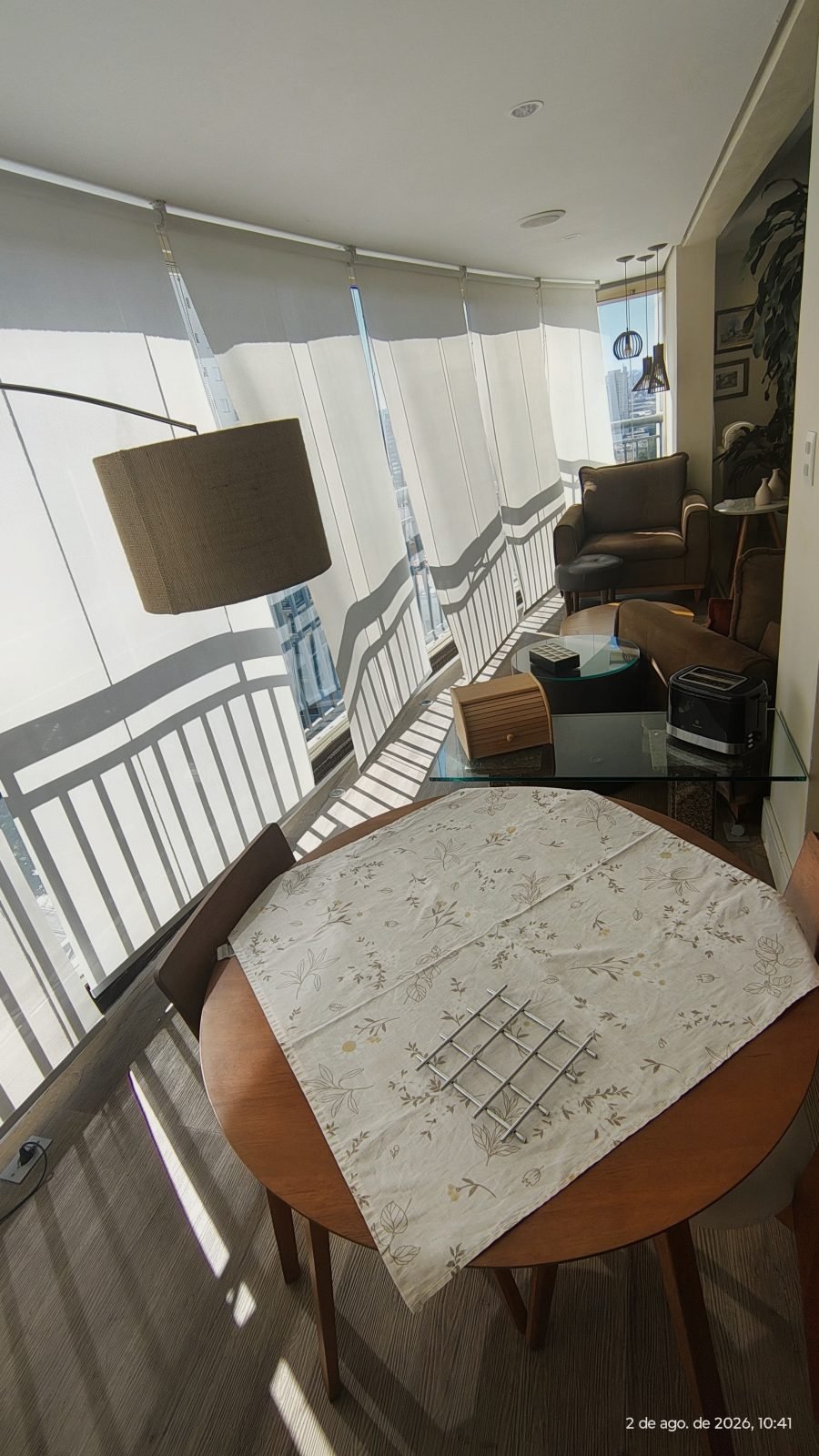 Varanda envidracada mesa de refeicoes — apartamento de 170 m² no Vila Imperial Ipiranga