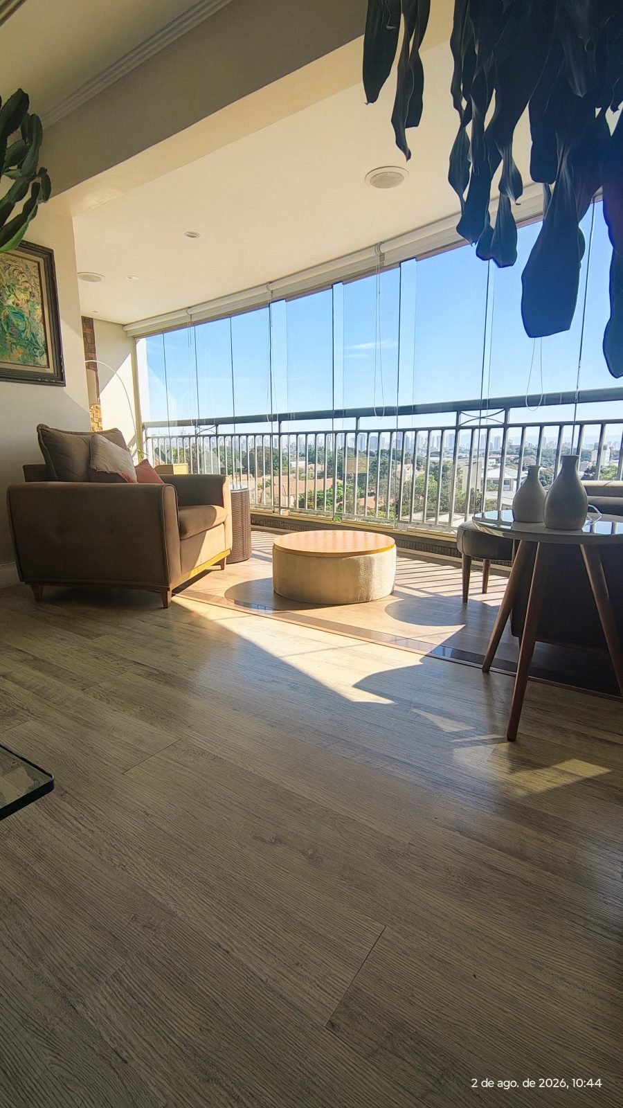 Varanda com vista livre para o horizonte — apartamento de 170 m² no Vila Imperial Ipiranga