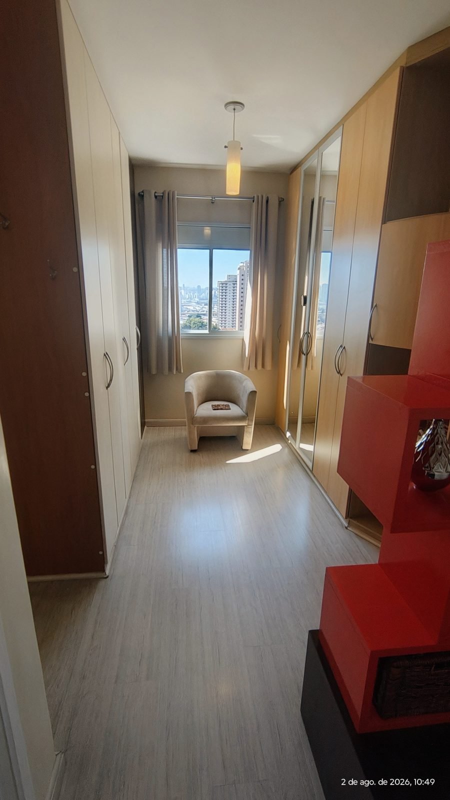 Closet da suite armarios espelhados — apartamento de 170 m² no Vila Imperial Ipiranga