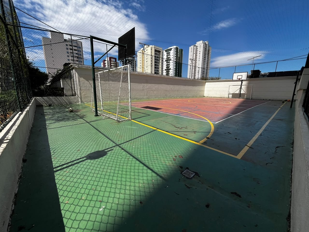 Quadra poliesportiva do Condomínio Vila Imperial Ipiranga