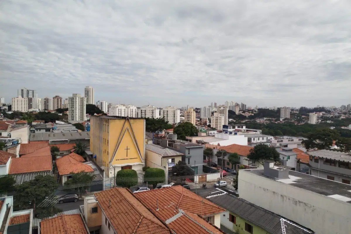 Vista aberta do bairro a partir do apartamento no Choice Ipiranga, Vila Moinho Velho